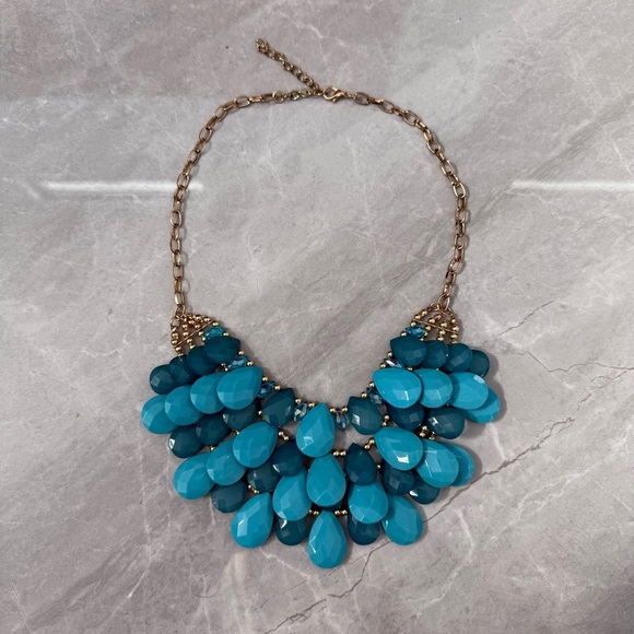 Francesca’s Statement Teardrop Bead Necklace - Picture 1 of 10